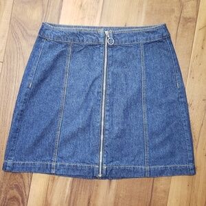 Dark wash denim skirt